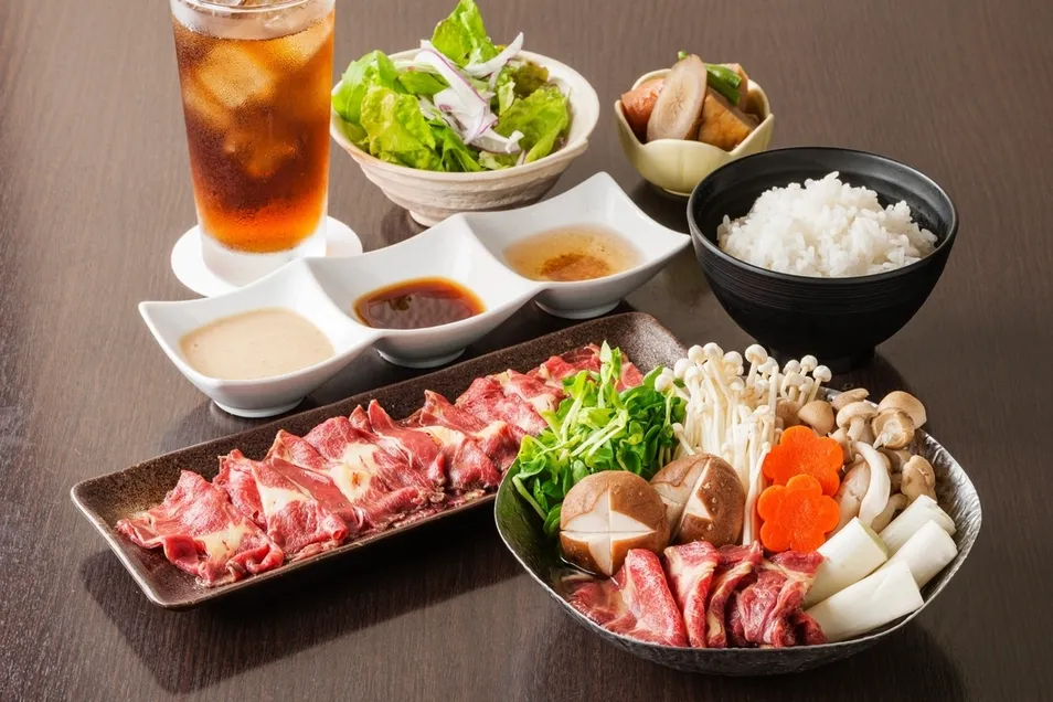 桜鍋 しゃぶしゃぶ・すき焼き 馬肉料理小桜 横浜元町河岸通り会のお店