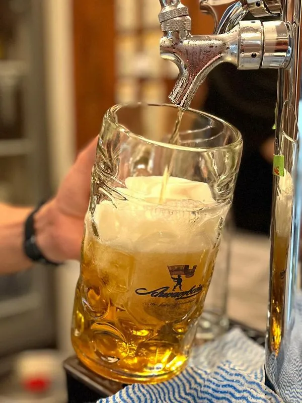 ドイツ料理の店CAPTAIN ROLFビール 横浜元町河岸通り会のお店