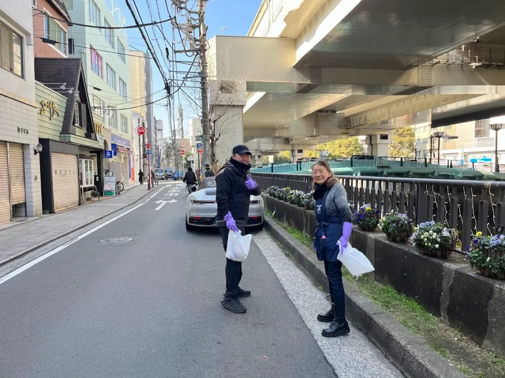 横浜　元町　元町河岸通り　チャーミングセール　 　 クリーンデー　掃除